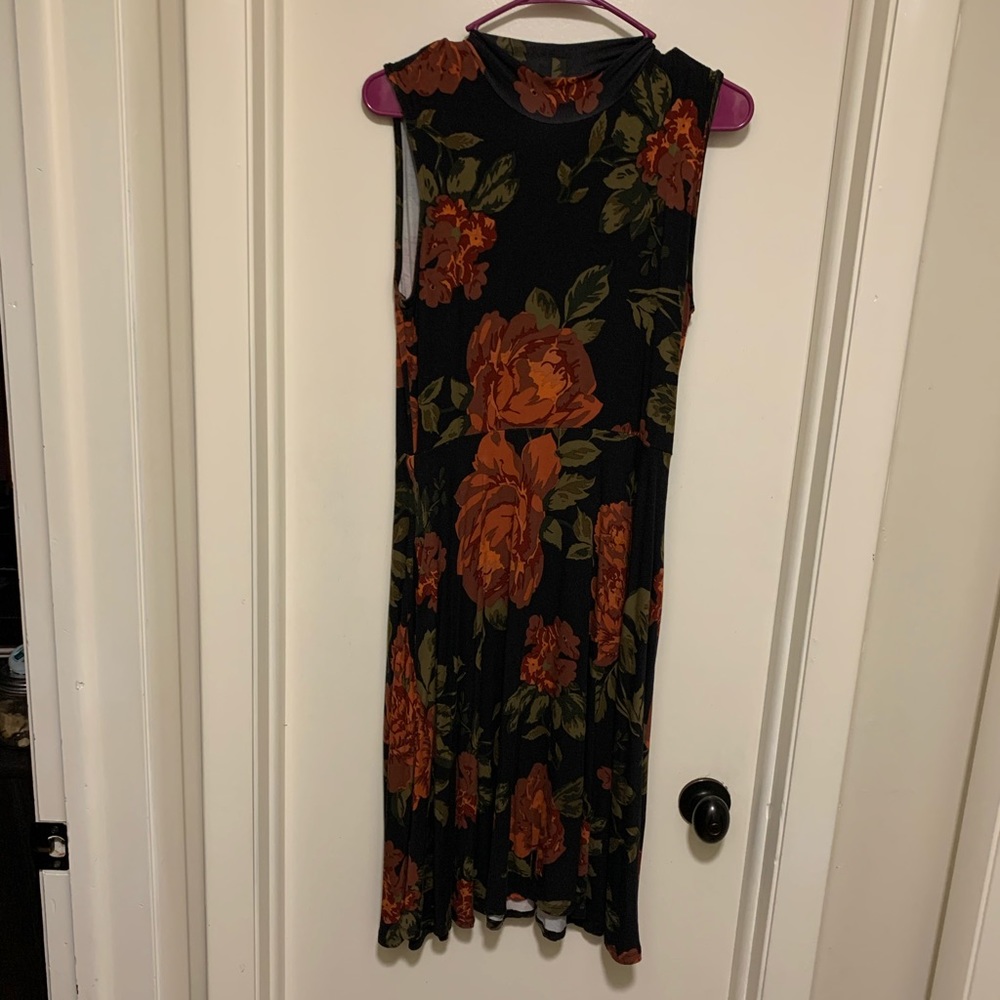 AGNES & DORA | SOFT FLOWER DRESS